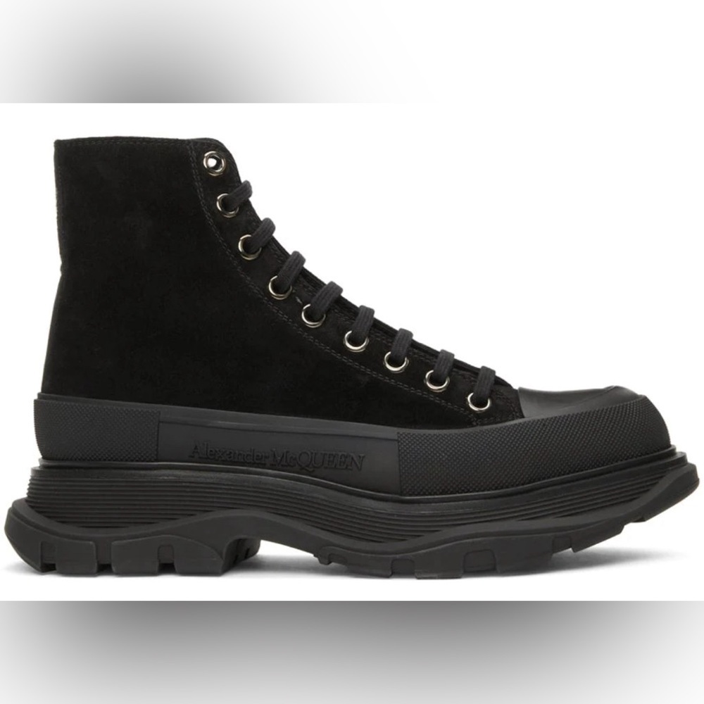 Alexander McQueen Black Tread Slick Boots - Size 38